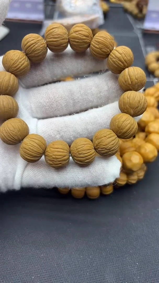 【闪购商品】核桃手串/手链凤羽