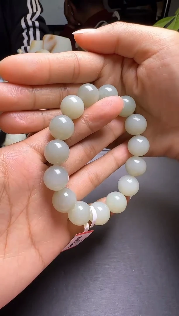 【闪购商品】和田玉手链未镶嵌新疆和田玉近矿卡14手串