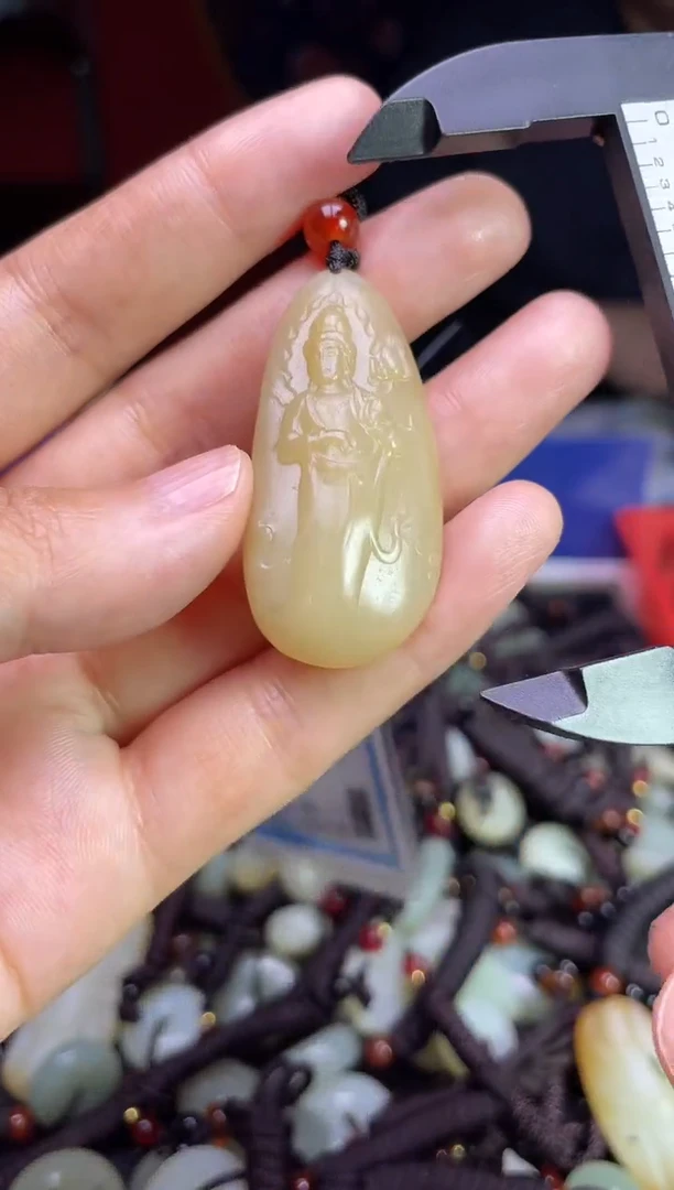 未镶嵌和田玉挂件1