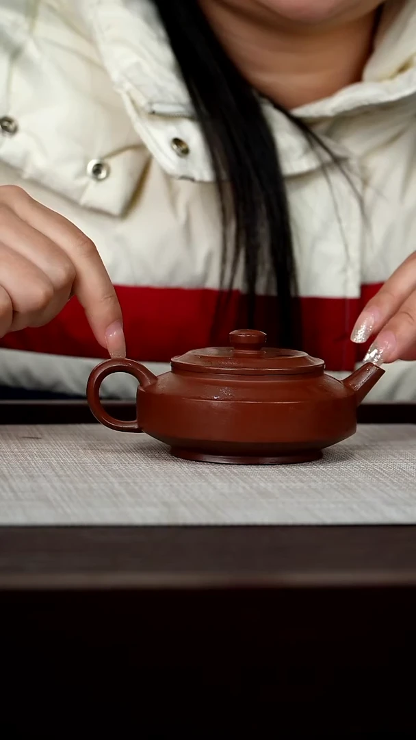 【闪购商品】宜兴原矿紫砂壶茶壶160C