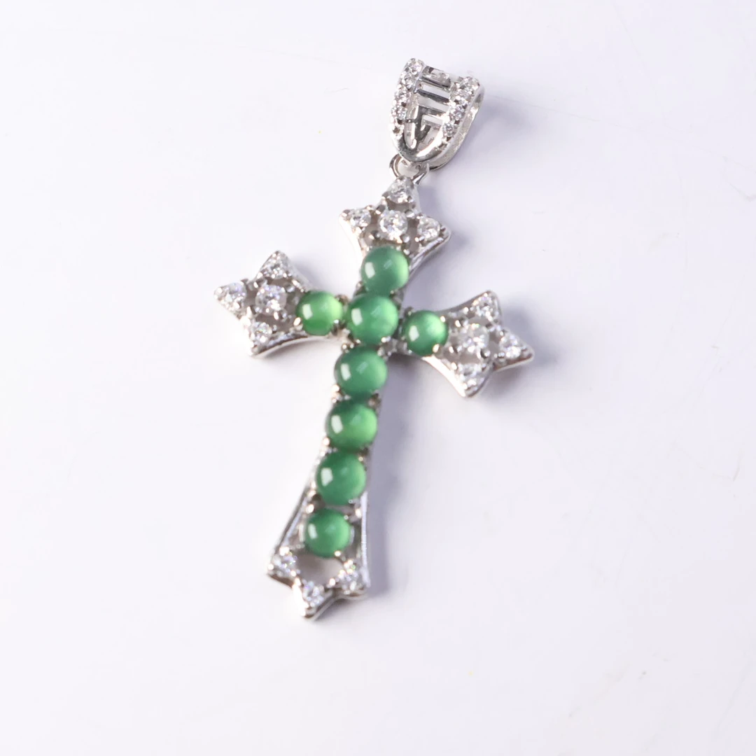 王宝宝翡翠.天然翡翠A货十字造型吊坠蛋面银镶嵌.卡3*8多样发一