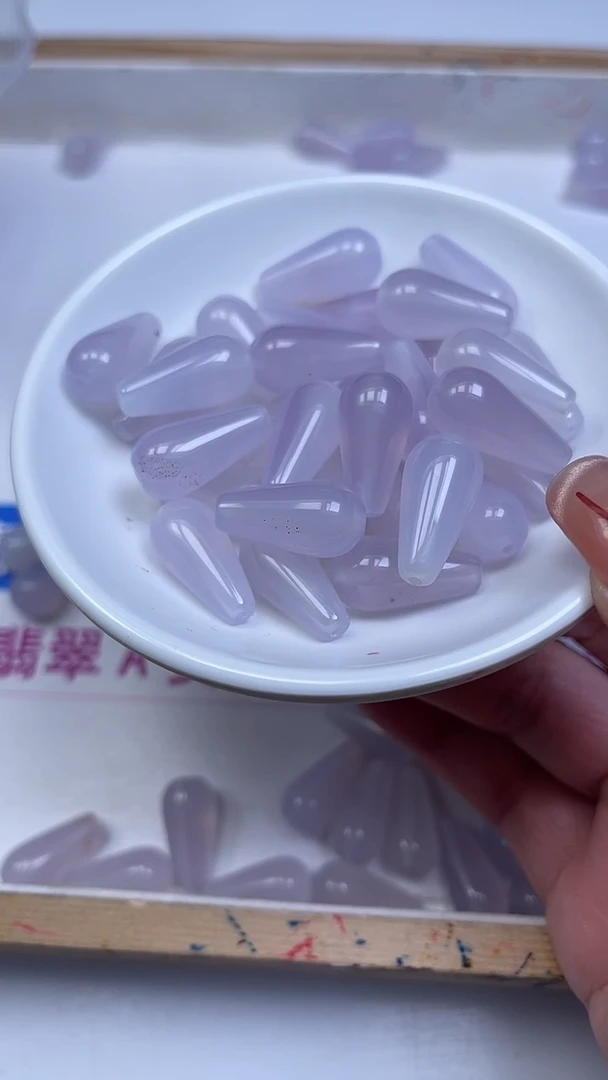 未镶嵌散珠南红玛瑙D473 紫荔枝冻水滴20*10mm2个9.9元