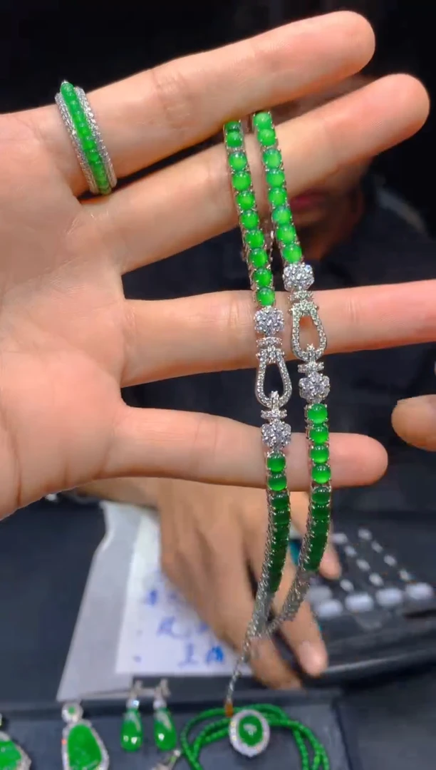 【闪购商品】定制翡翠未镶嵌101多样性发货（发其一）