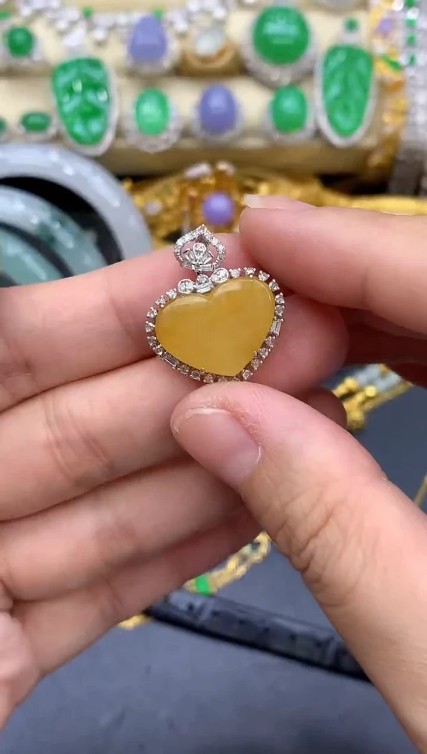 颈饰18K金镶嵌翡翠204-中国好珍宝