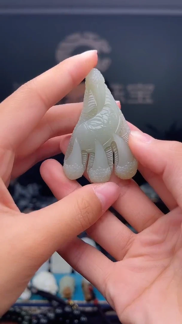 未镶嵌和田玉挂件1