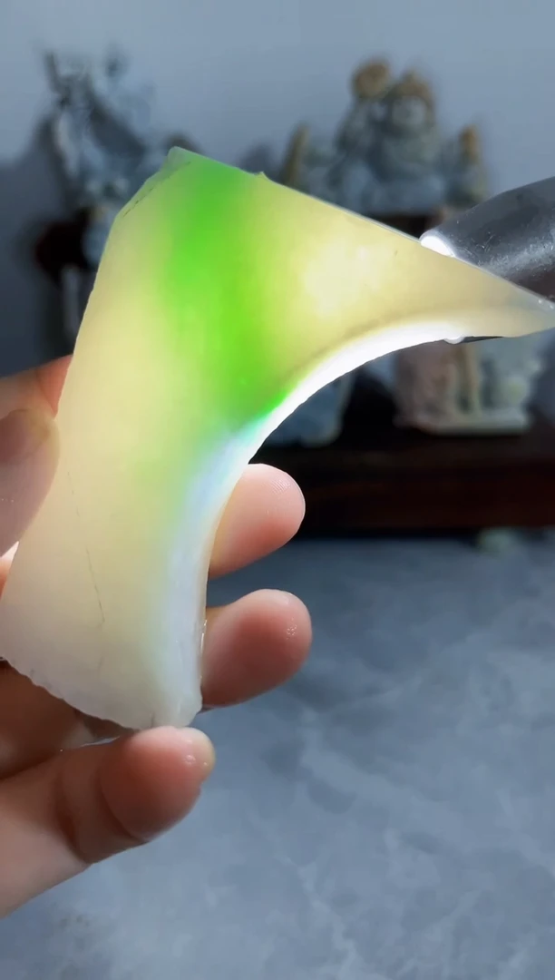 未镶嵌挂件翡翠325