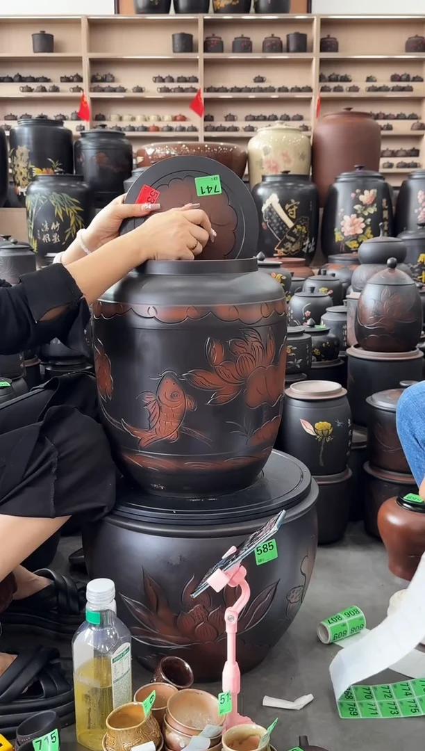 瑕疵水缸20升 741 荷花