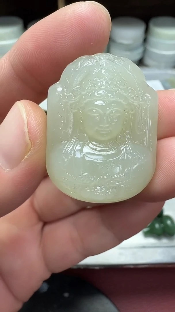 颈饰未镶嵌和田玉1