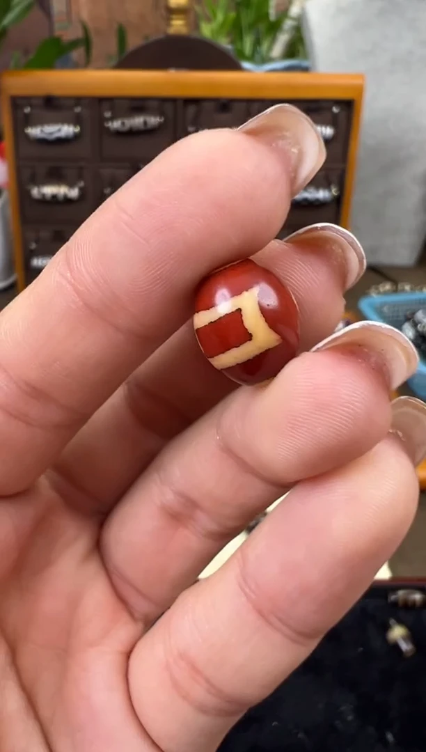 【闪购商品】玛瑙/玉髓吊坠(不含链)未镶嵌75.(微瑕随机发货)