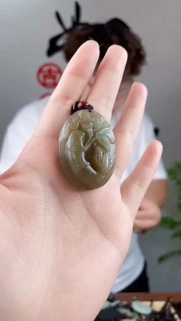 和田玉未镶嵌颈饰拍一发一，多样性发货