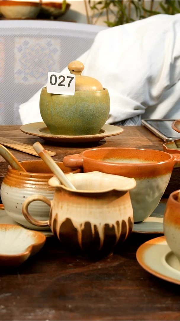 盘高颜值粗陶餐具限时抢购