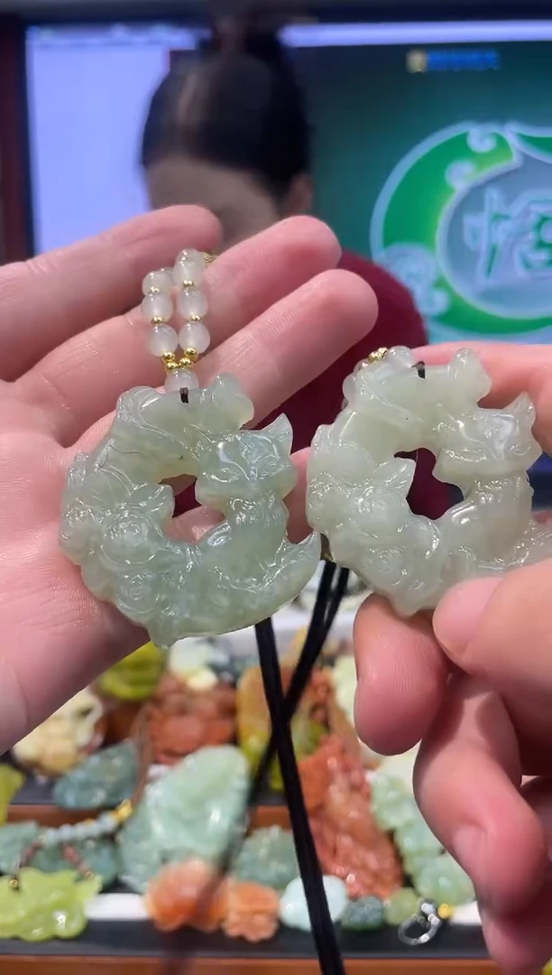 【闪购商品】岫玉吊坠未镶嵌·多样性发货*拍一发一