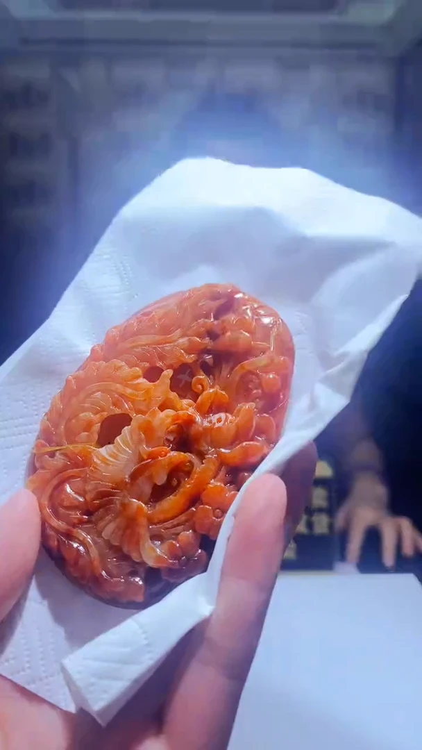 定制翡翠未镶嵌天**古8.8DD天然翡翠A货01