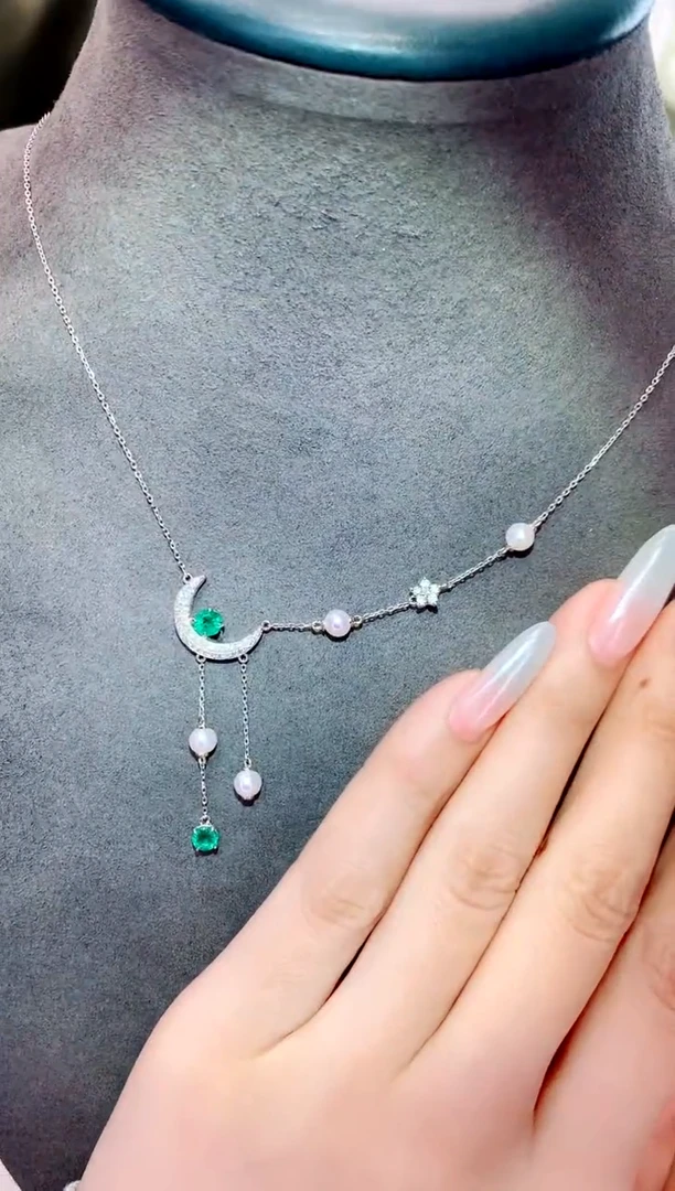 项链18K金镶嵌祖母绿0.54ct/天然宝石/七天无理由