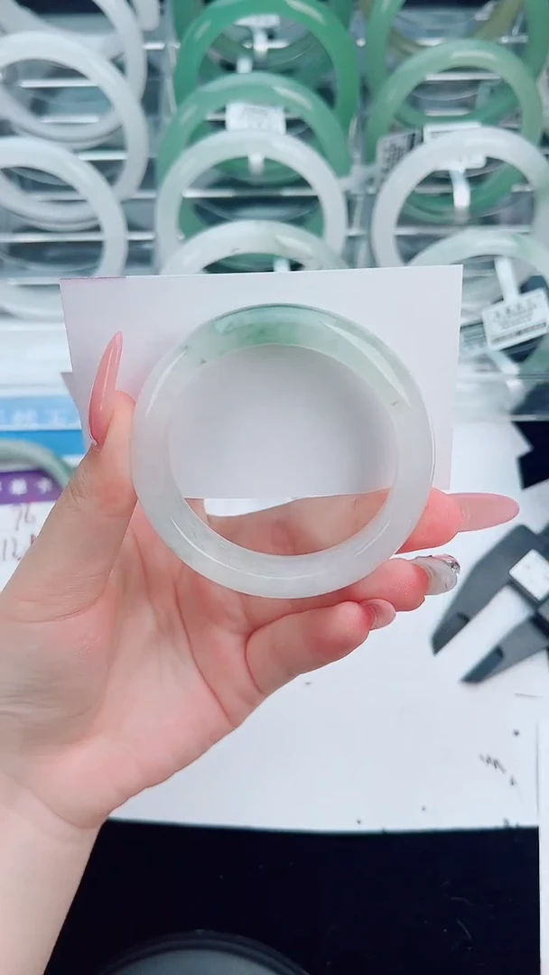 未镶嵌手镯石英质玉77-51/52