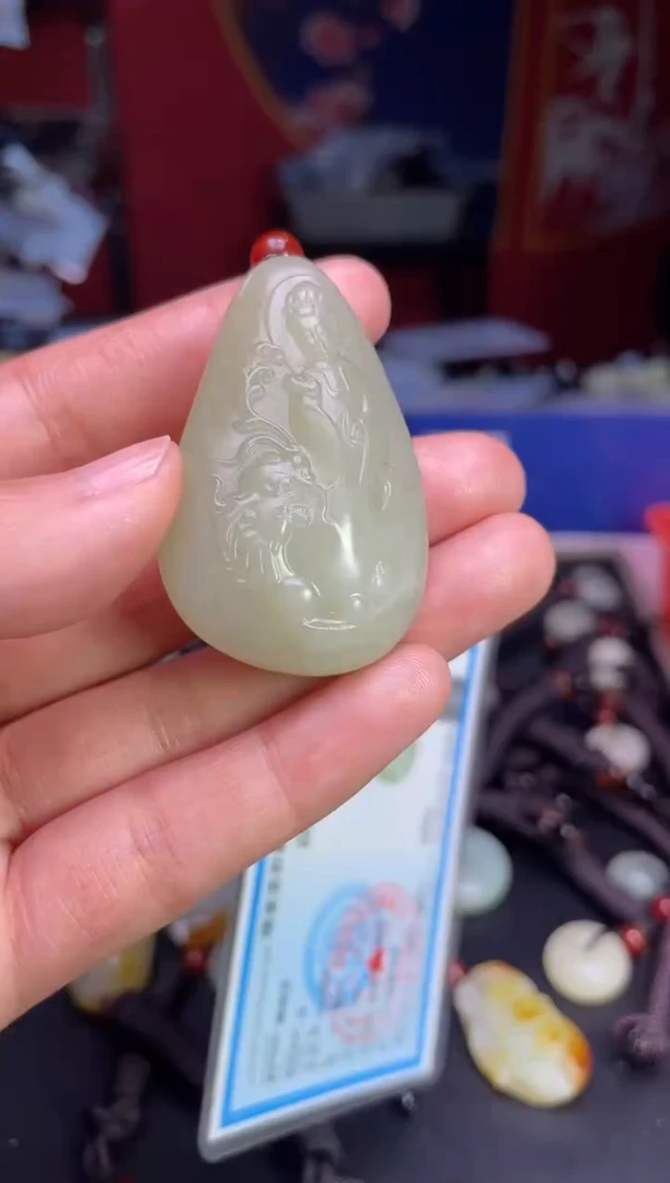 颈饰未镶嵌和田玉1