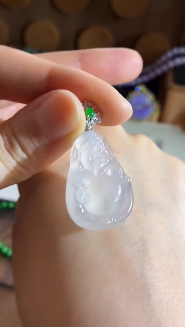 吊坠(不含链)18K金镶嵌翡翠吊坠