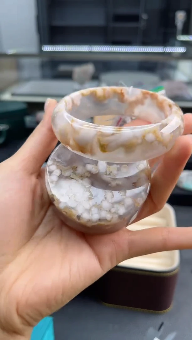 石英质玉手镯未镶嵌62圈口（赠送镯心）6414124