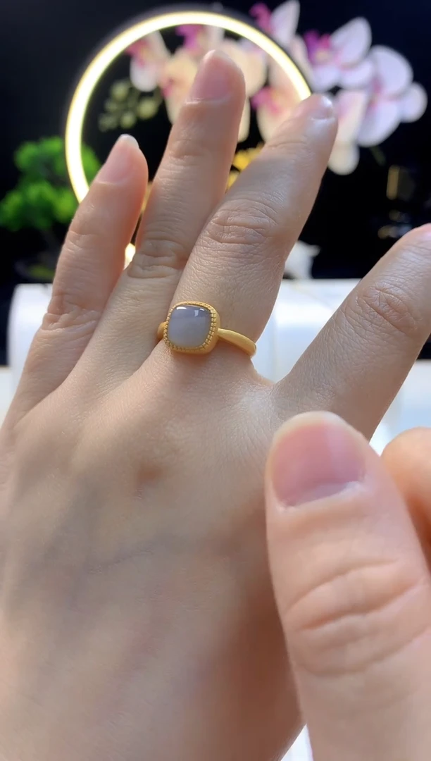 【闪购商品】和田玉戒指银S925镀金镶嵌烟紫方糖戒指