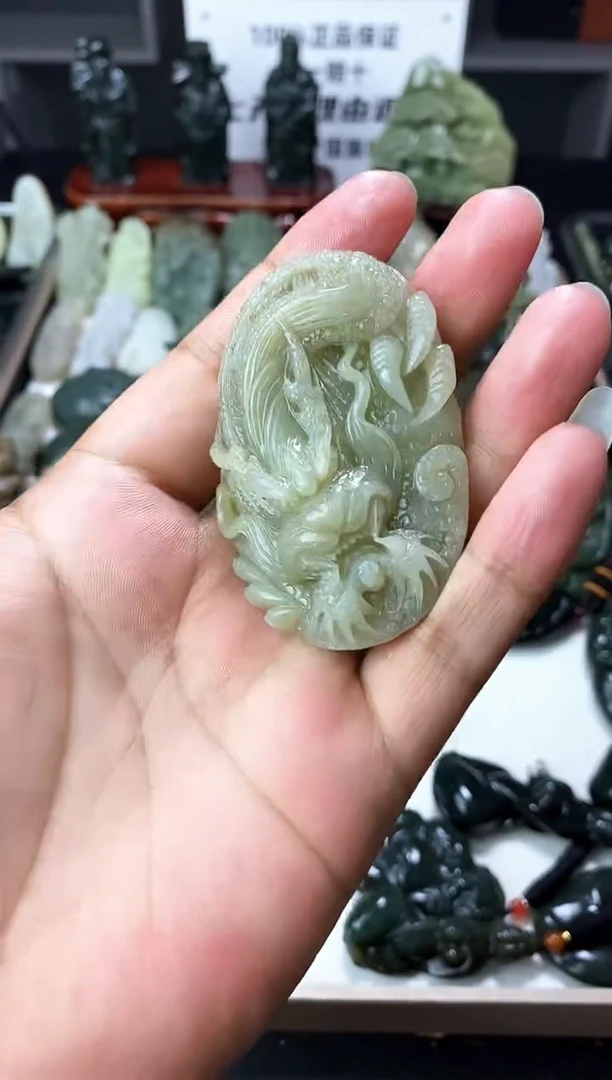 颈饰未镶嵌和田玉1