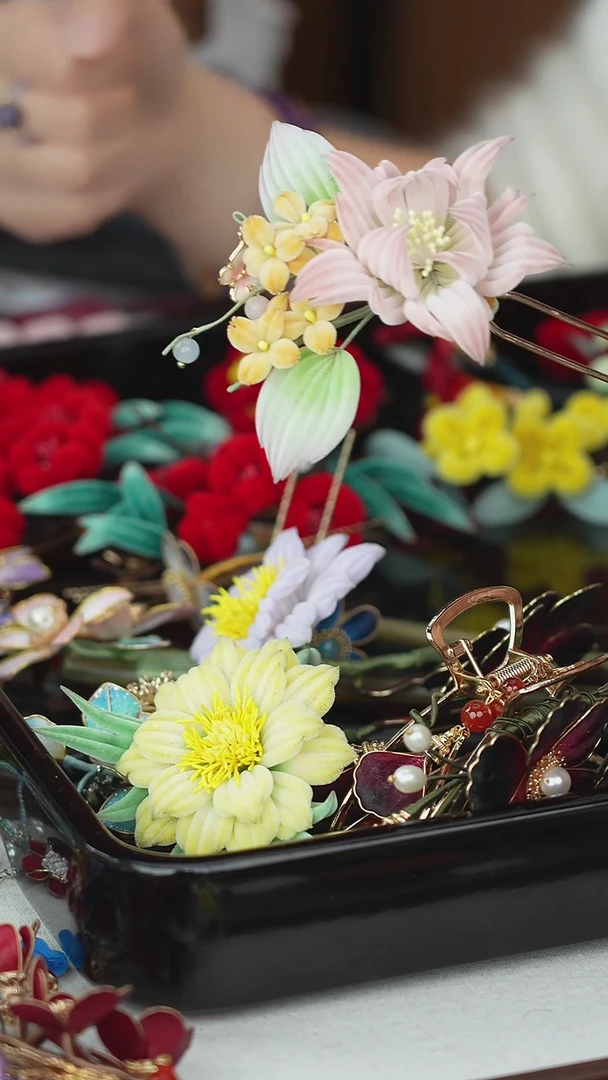 刺绣闪购纯手工非遗国风饰品