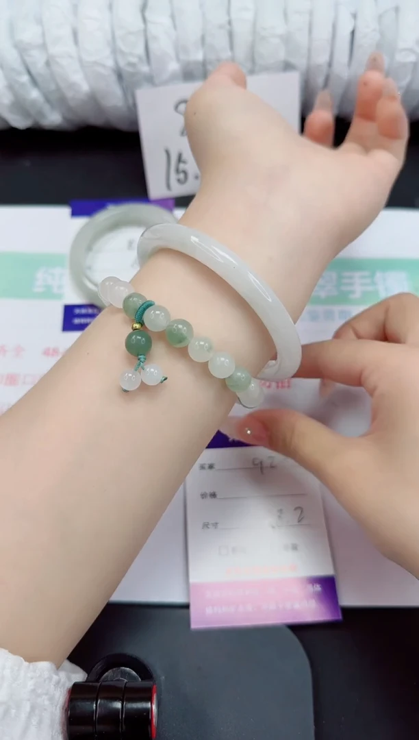 石英岩玉手镯未镶嵌92-58/59