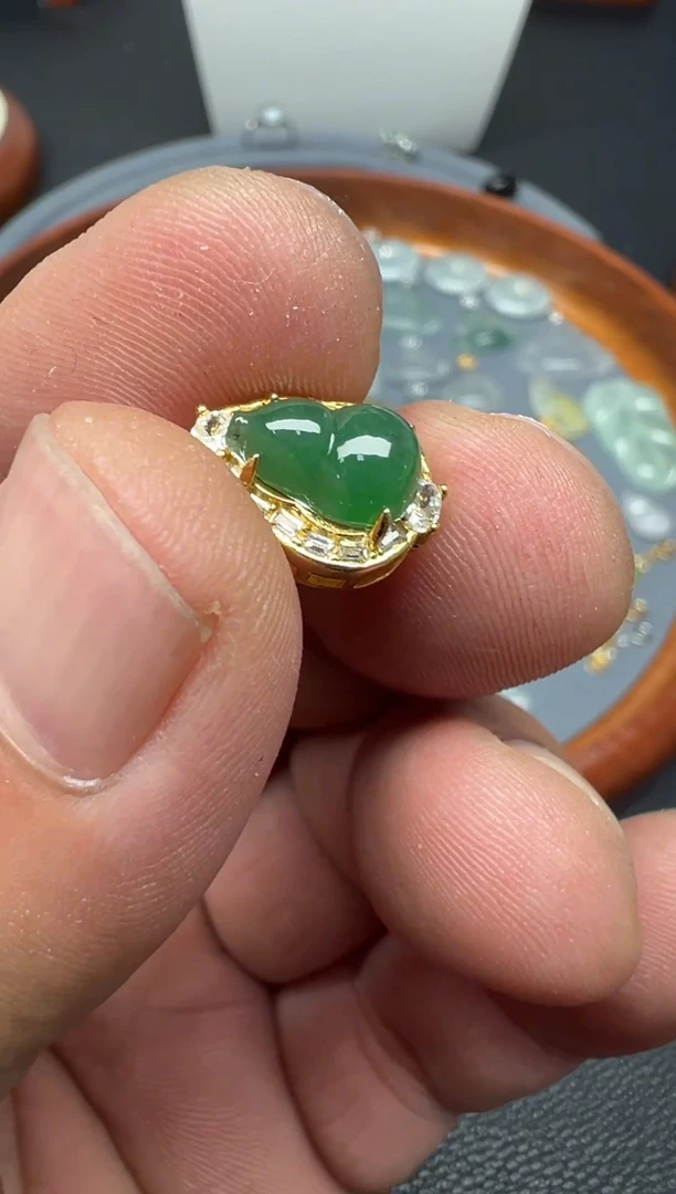 颈饰银S925镶嵌翡翠（15号链接）纯天然缅甸翡翠A货葫芦（潘拉拉）