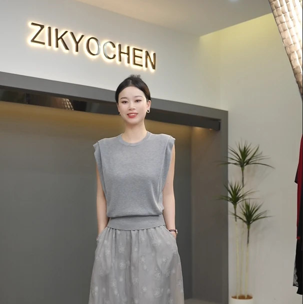 ZIKYOCHEN夏季新款落肩花瓣袖宽松版气质女上衣时尚百搭洋气冰凉