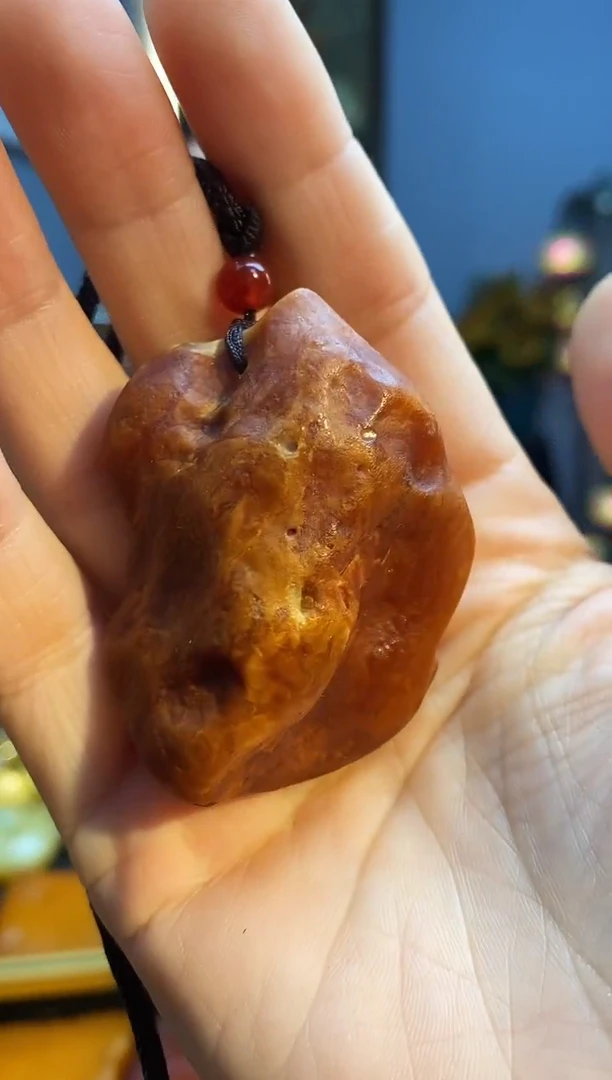 琥珀颈饰未镶嵌挂件