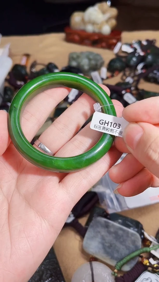 颈饰未镶嵌和田玉58