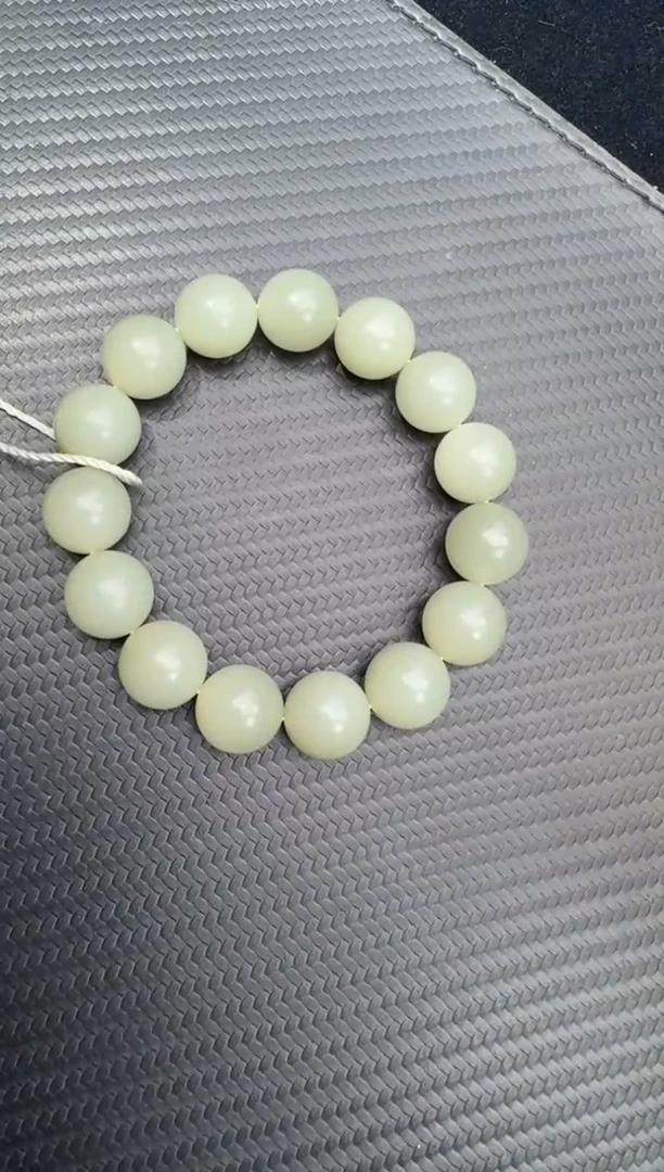 未镶嵌手串和田玉且末近矿微色差高青白卡14圆珠