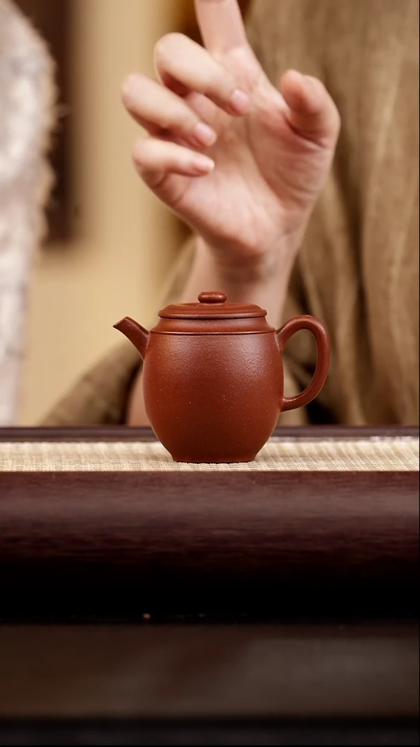 茶壶紫砂半古斋  降坡泥 玉柱