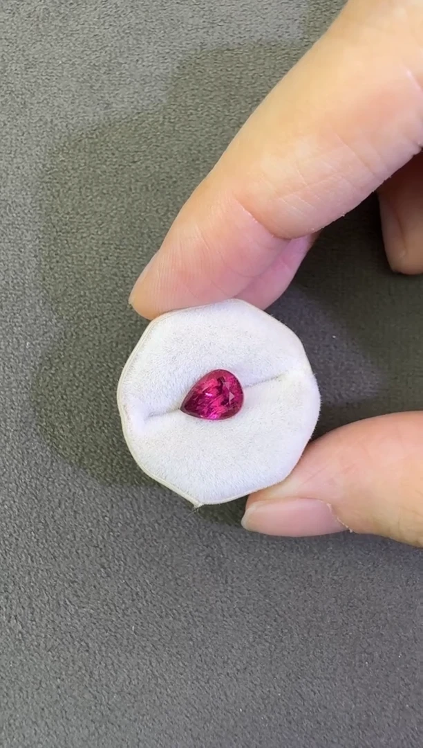 未镶嵌珠宝半成品碧玺1.44ct