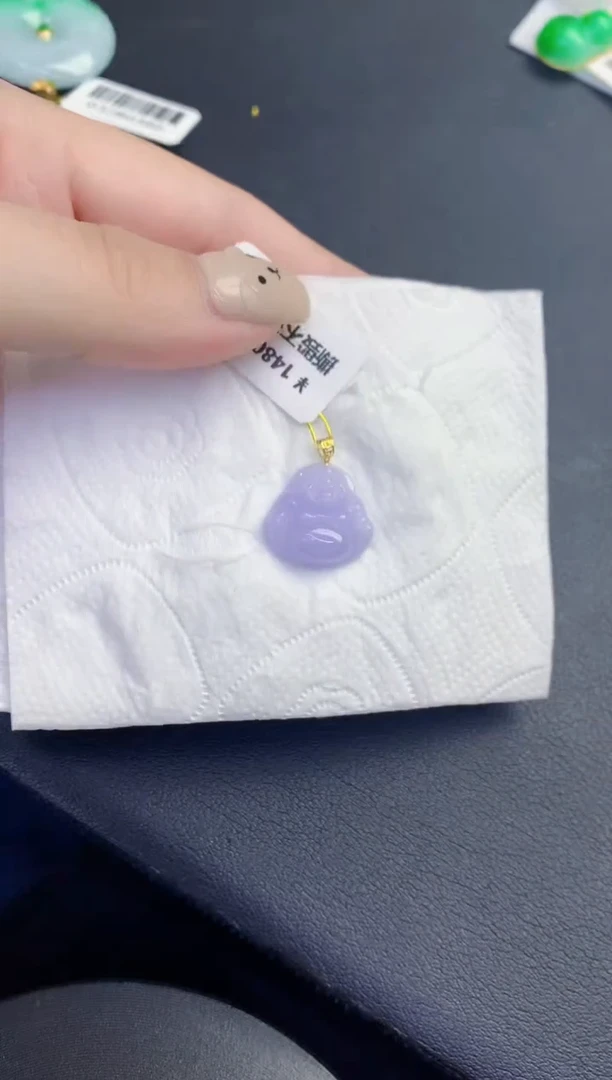 颈饰18K金镶嵌翡翠缅甸天然翡翠A货