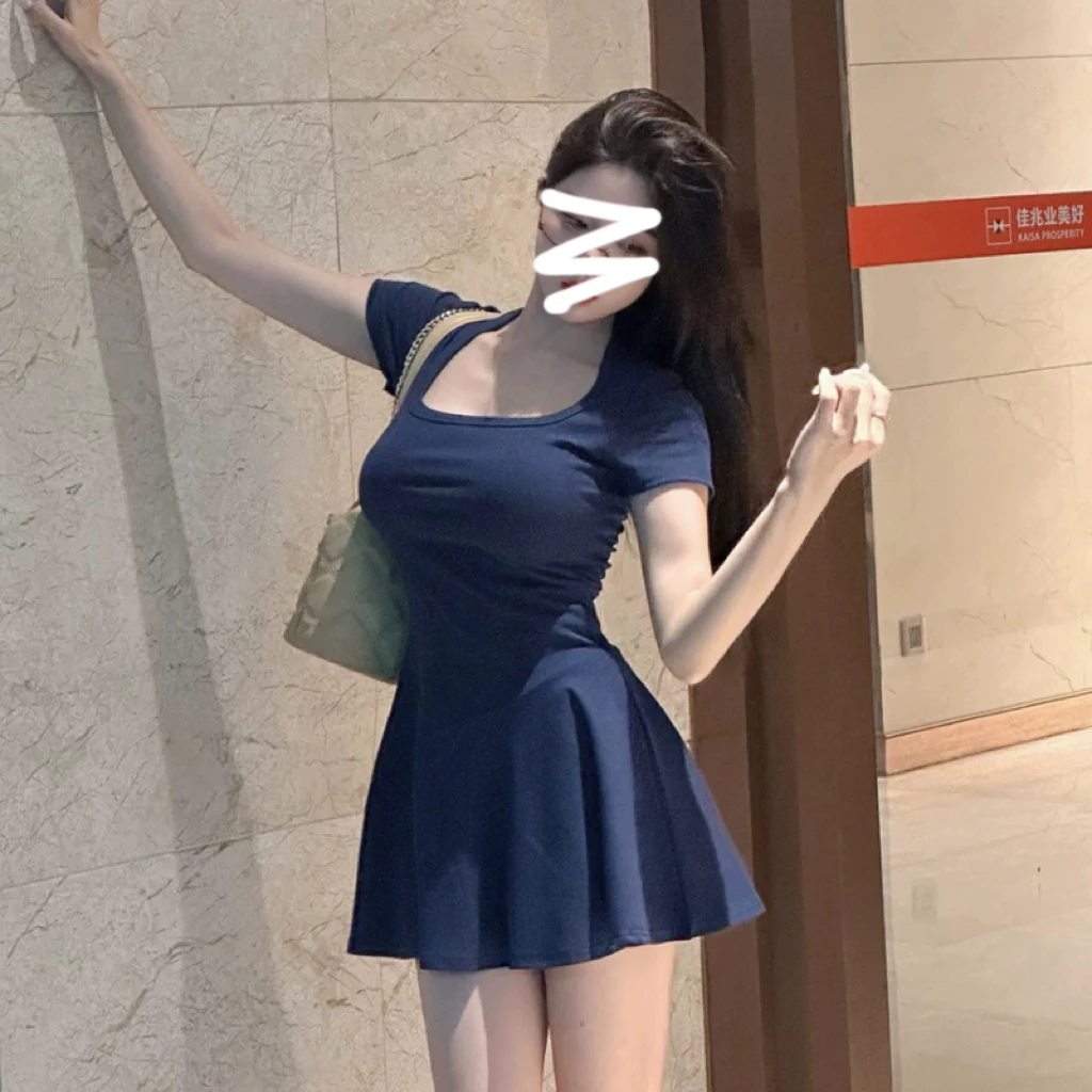 纯欲风女款小众百搭显瘦简约休闲连衣裙