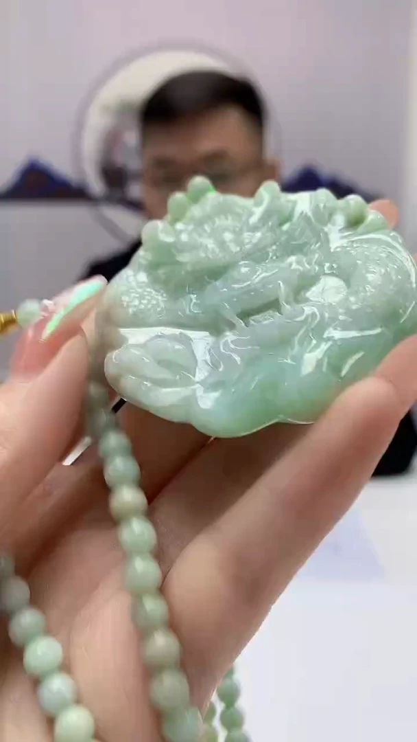 【闪购商品】定制翡翠未镶嵌5152DD-毛货挂件70