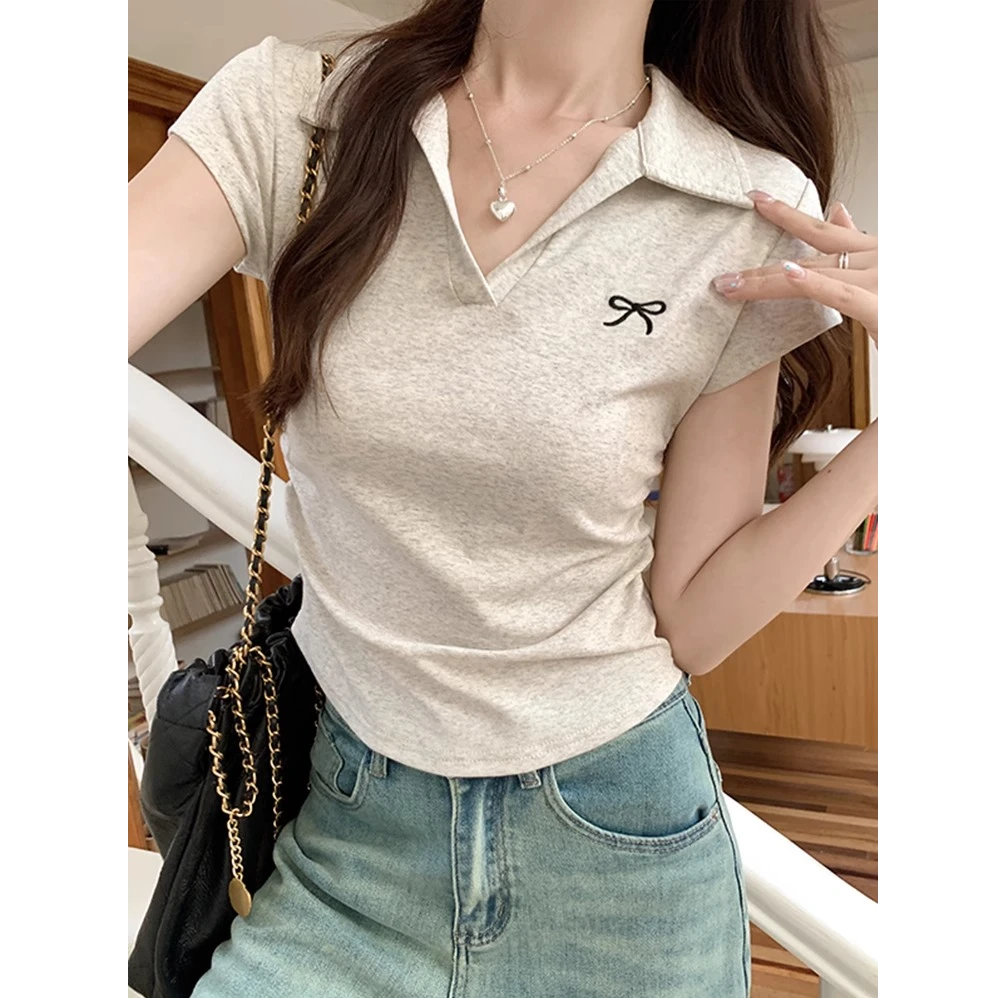 翻领正肩短袖t恤女夏季polo衫刺绣蝴蝶结褶皱收腰紧身纯欲v领上衣