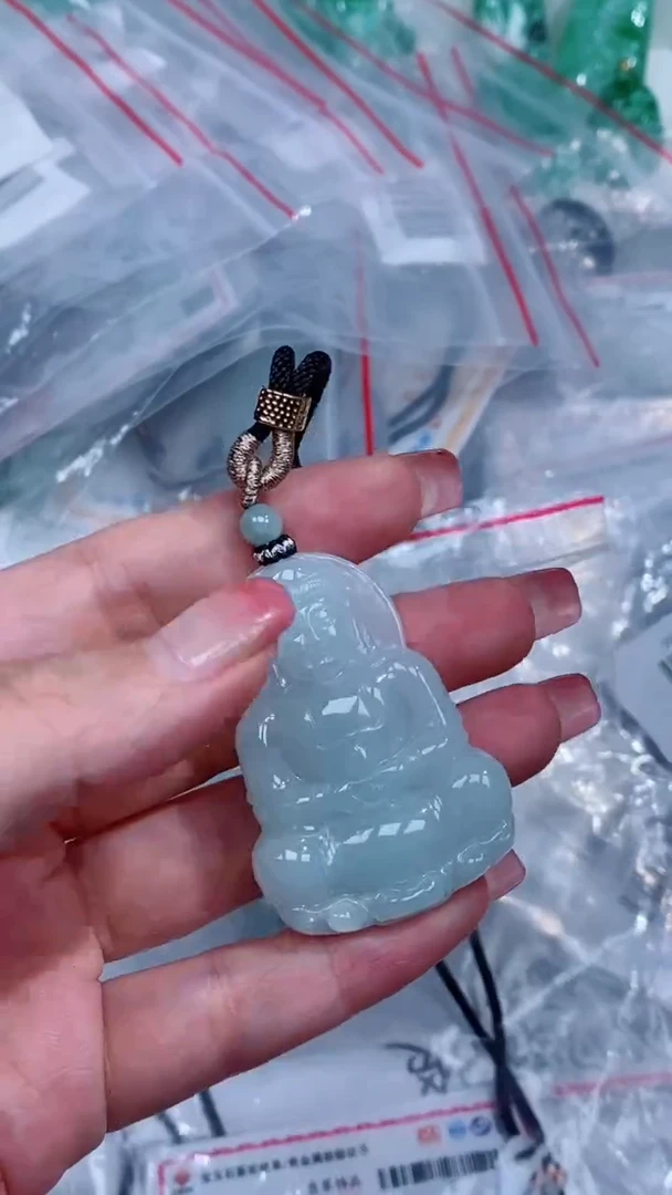 翡翠未镶嵌颈饰吊坠