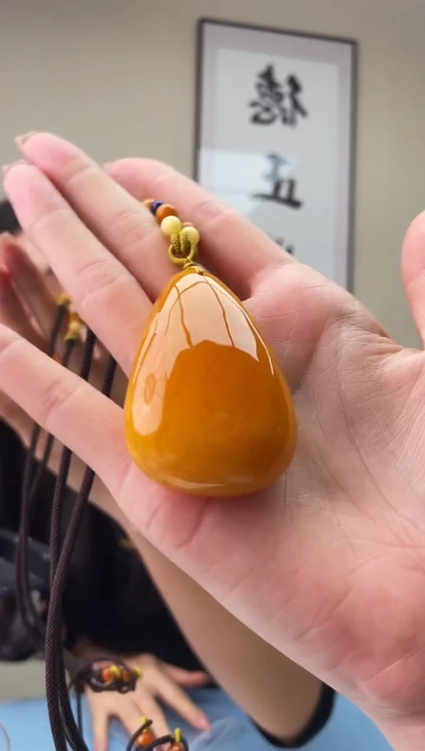 琥珀未镶嵌珠宝奇石T023假一罚十多样性发其一