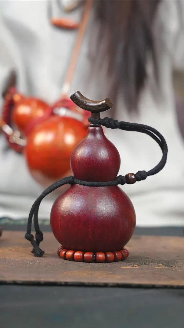 【闪购商品】XD106红色小容量酒葫芦随缘发