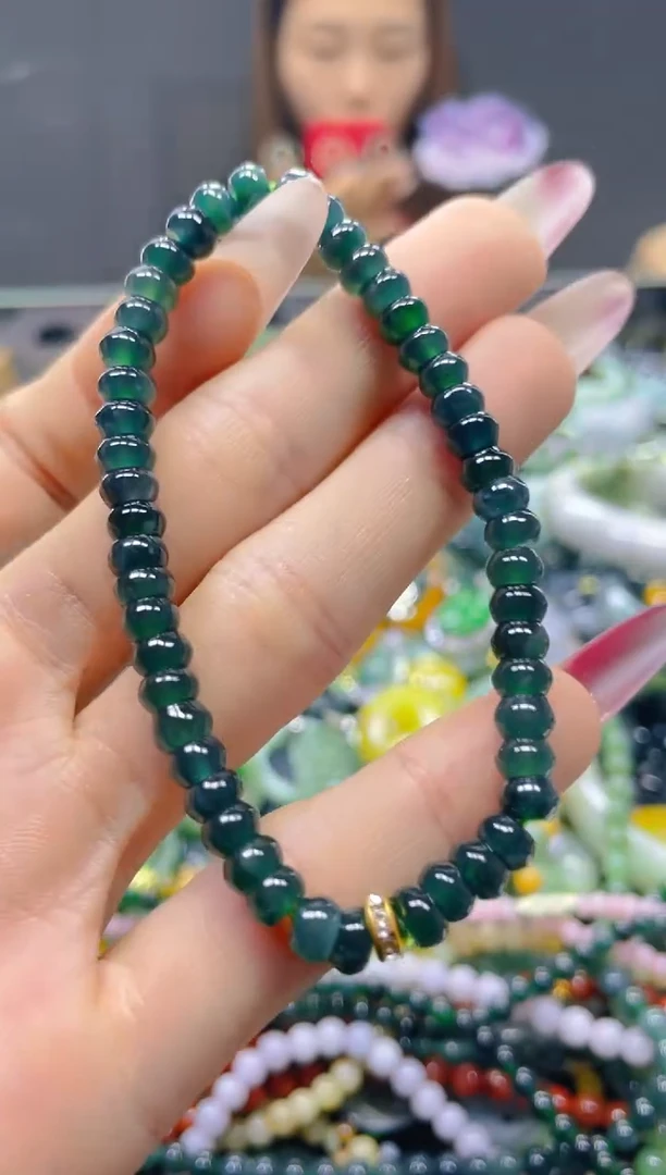 颈饰未镶嵌翡翠5MM/Y/翡翠A货，一件也是批发价