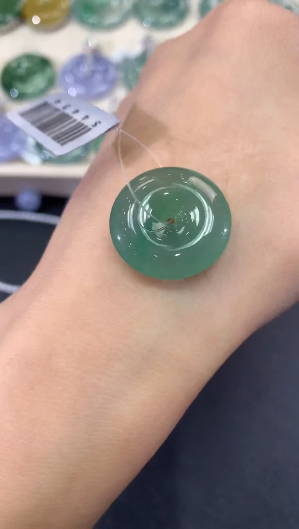 【闪购商品】翡翠吊坠(不含链)未镶嵌a49多样性一件发货