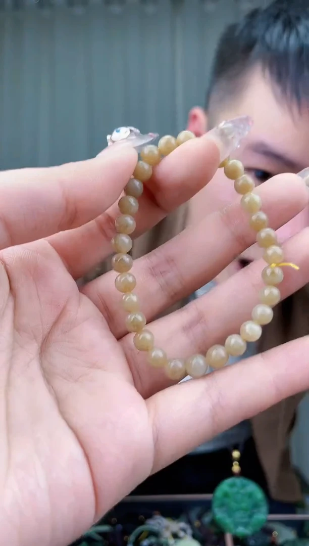 【闪购商品】和田玉挂件未镶嵌拍一发一，多样性发货！