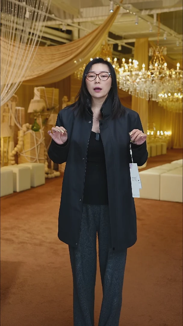 专柜清仓的派克服