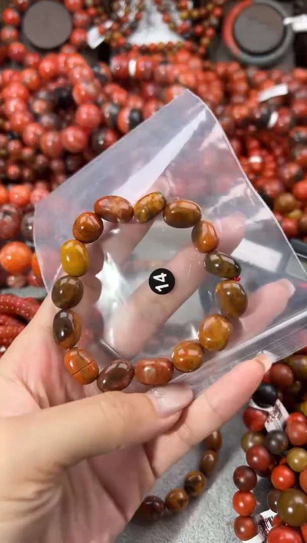 未镶嵌手串南红玛瑙12+