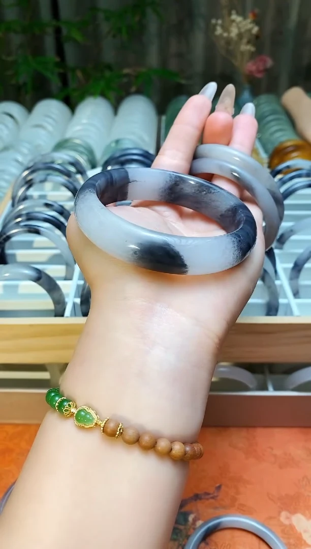 未镶嵌手镯石英质玉阳**旧64+