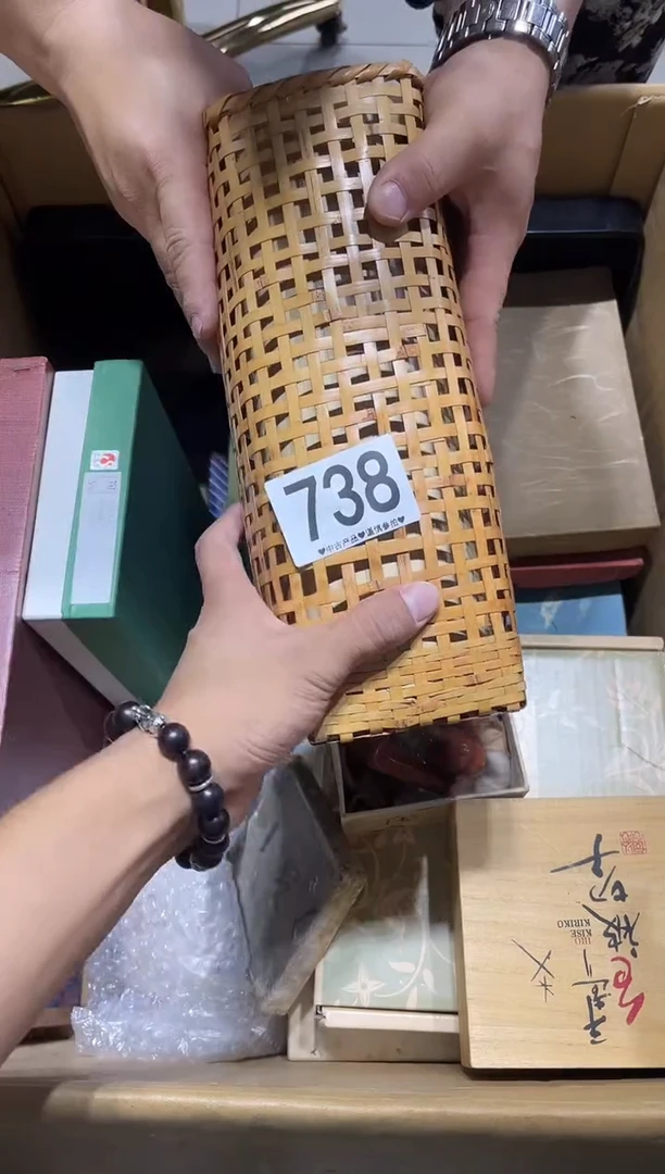 瓷片莲*738......