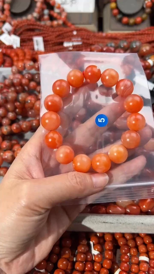 南红玛瑙手串未镶嵌14+