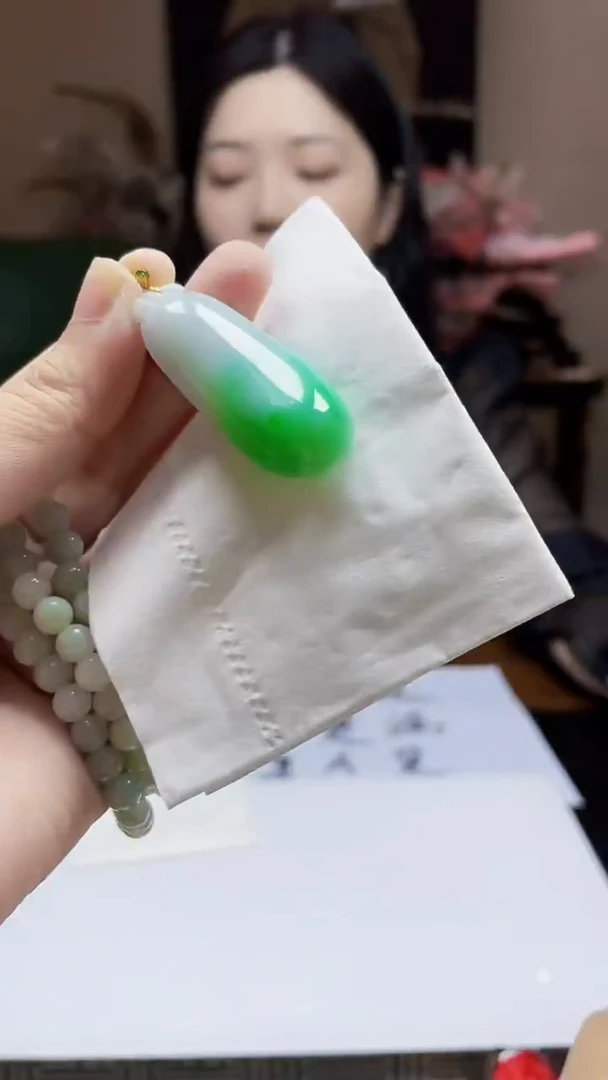 未镶嵌定制翡翠吊坠192