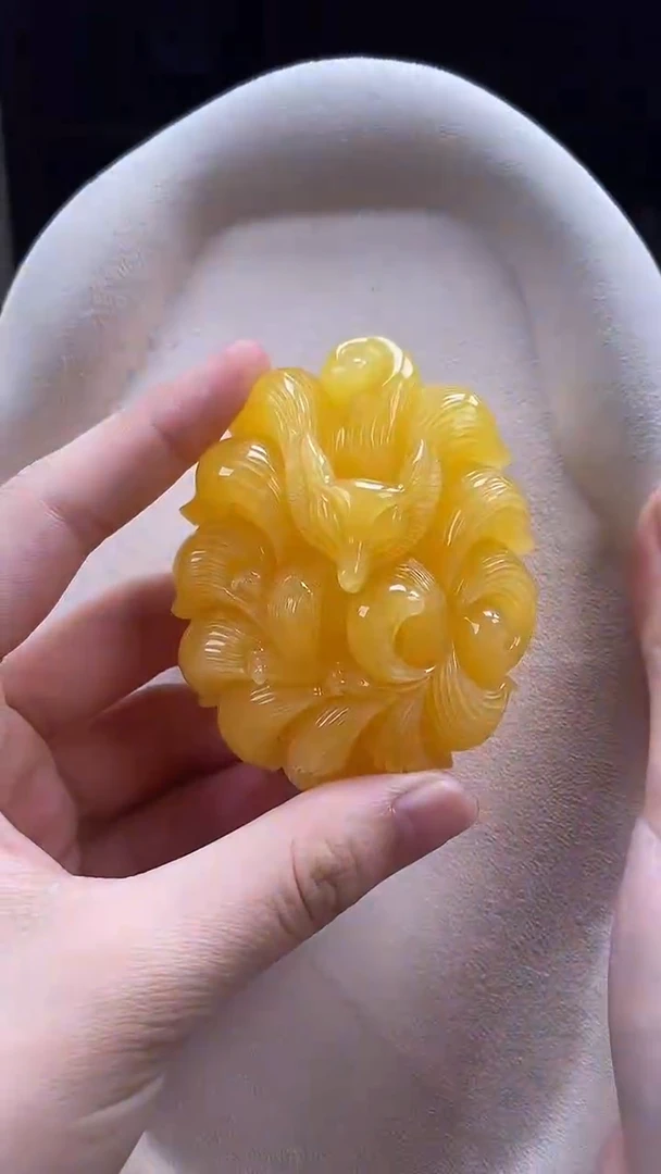 琥珀颈饰未镶嵌吊坠